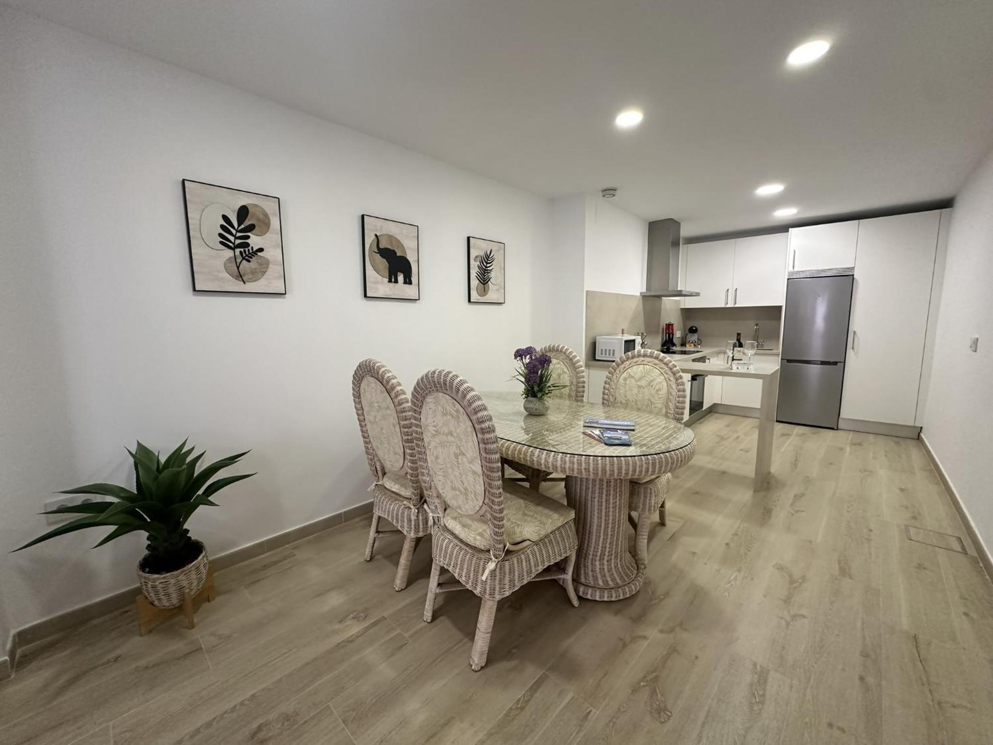 A 100 Metros De La Playa En Appartamento
