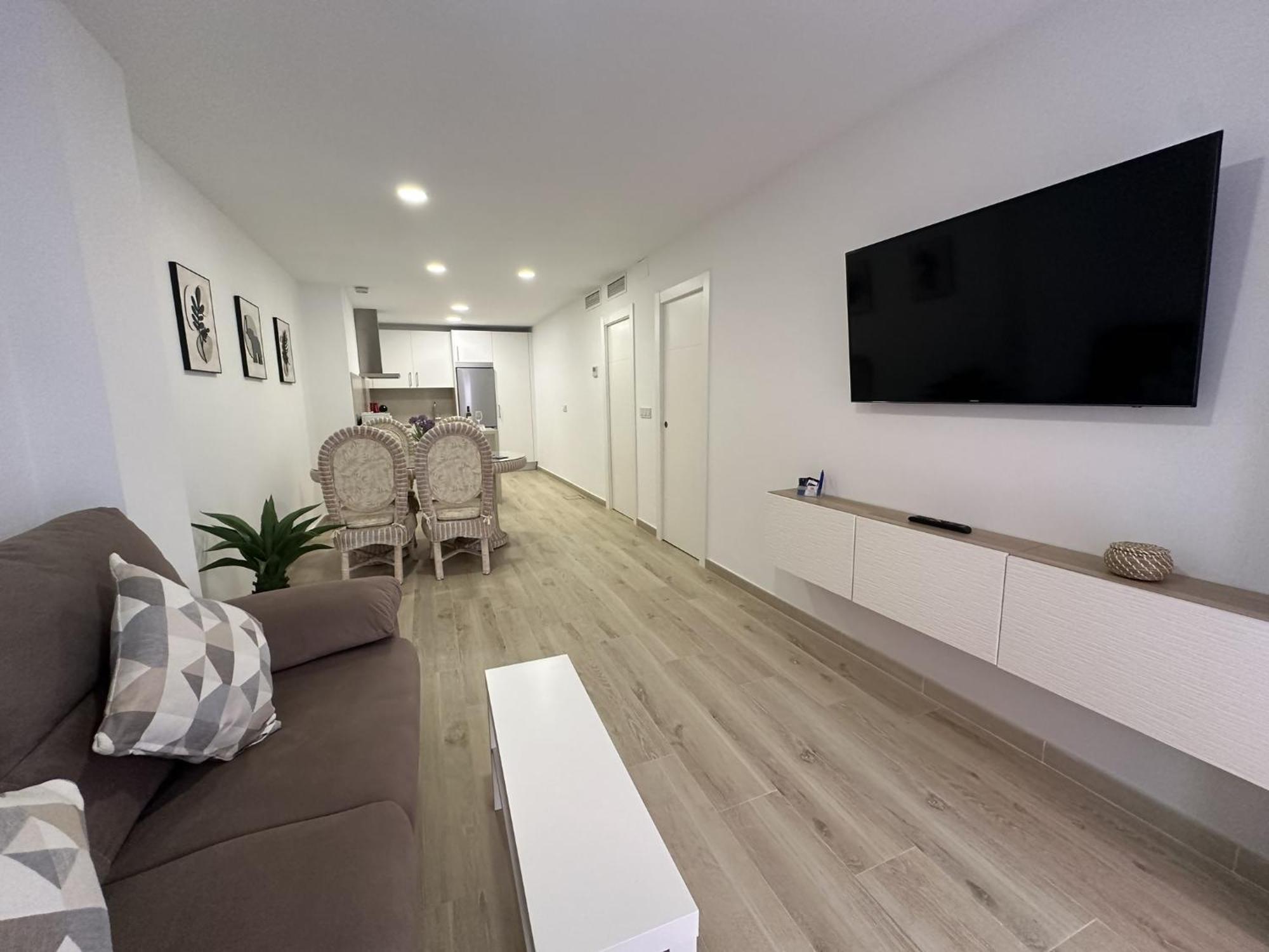 A 100 Metros De La Playa En Appartamento Fuengirola