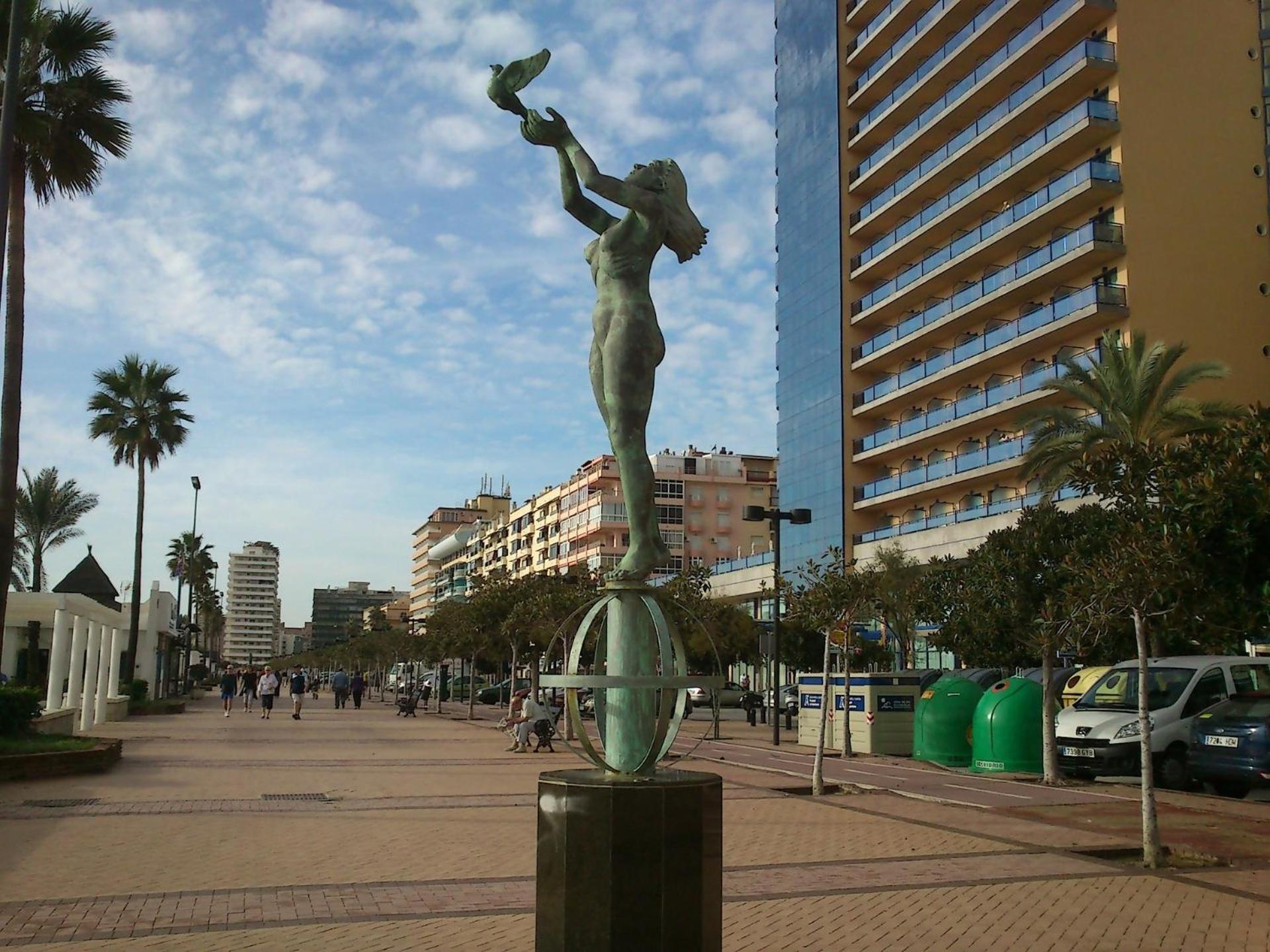 A 100 Metros De La Playa En Appartamento *